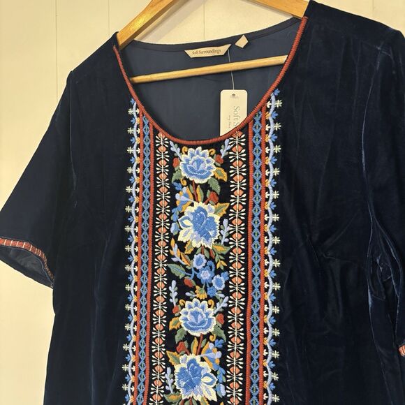 NEW Soft Surroundings Large Blue Velvet Floral Embroidered Boho Top Short Sleeve - Picture 4 of 12